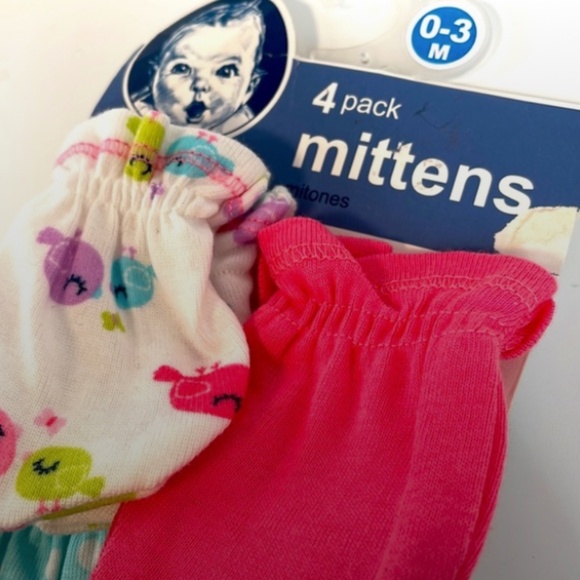 NWT- Baby Girl 4 Pack Mittens Size 0-3 Months - Picture 2 of 5